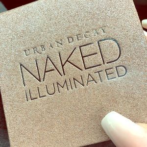 Urban Decay Naked Illuminated